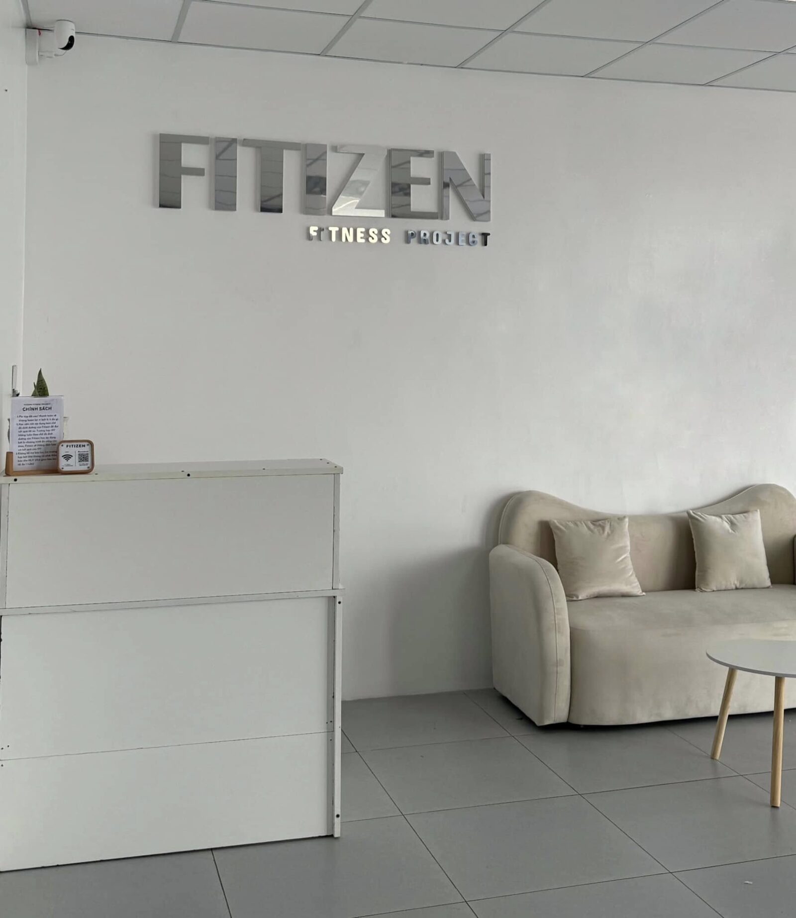 Sảnh tiếp tân FITIZEN Fitness Project